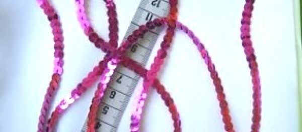 Paillettenband Holo pink einreihig 1